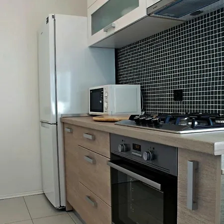 Apartman Lovric Apartment *