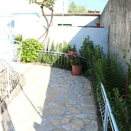 Apartman Lovric